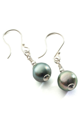 Tahiti Pearl teardrop earrings with sterling silver